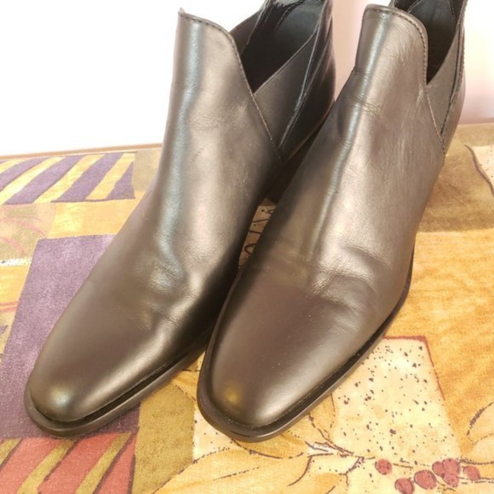 Zara Women's Size 6.5 Black Booties - Pre-Owned